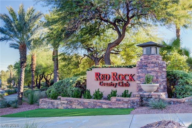 11283 La Madre Ridge Drive, Las Vegas, NV 89135