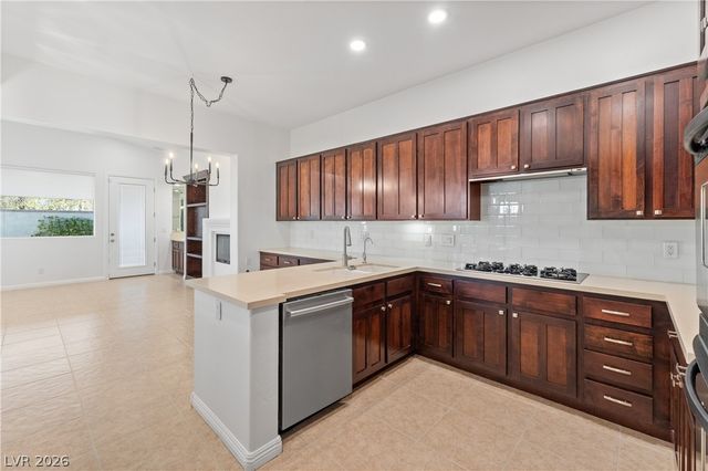 11283 La Madre Ridge Drive, Las Vegas, NV 89135