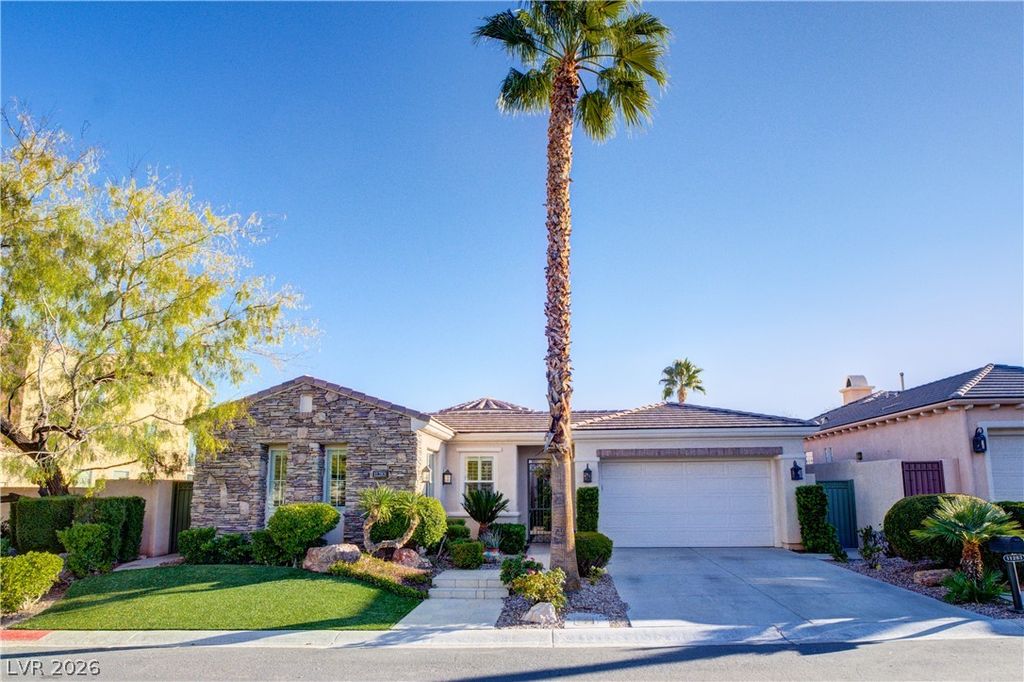 11283 La Madre Ridge Drive, Las Vegas, NV 89135