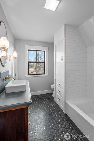 3259 Capitol Boulevard SW, Olympia, WA 98501