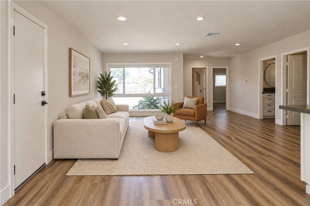315 University Drive, Costa Mesa, CA 92627 — photo 3