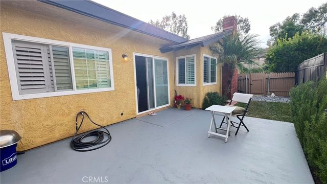 306 E Thornton, Hemet, CA 92543