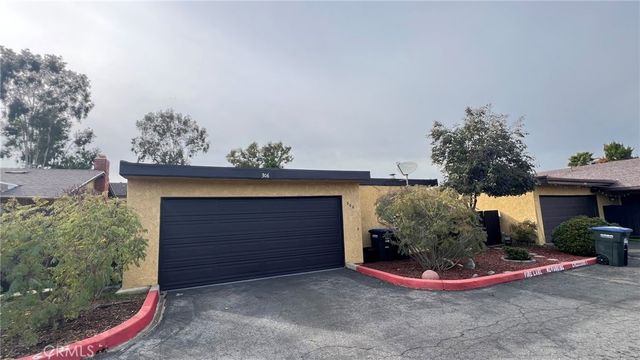306 E Thornton, Hemet, CA 92543