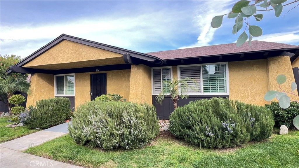 306 E Thornton, Hemet, CA 92543