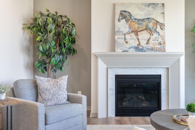 5036 Airlake Draw, Woodbury, MN 55129