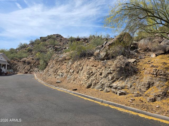 2233 E BEHREND Drive 48, Phoenix, AZ 85024