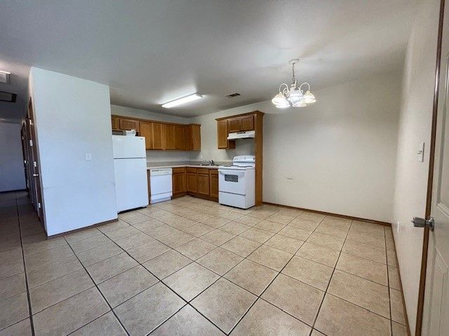 426 E Asher Court, Rogers, AR 72758