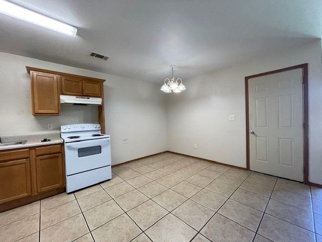 426 E Asher Court, Rogers, AR 72758