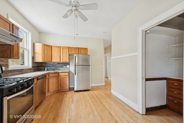 6208 N Artesian Avenue, Chicago, IL 60659