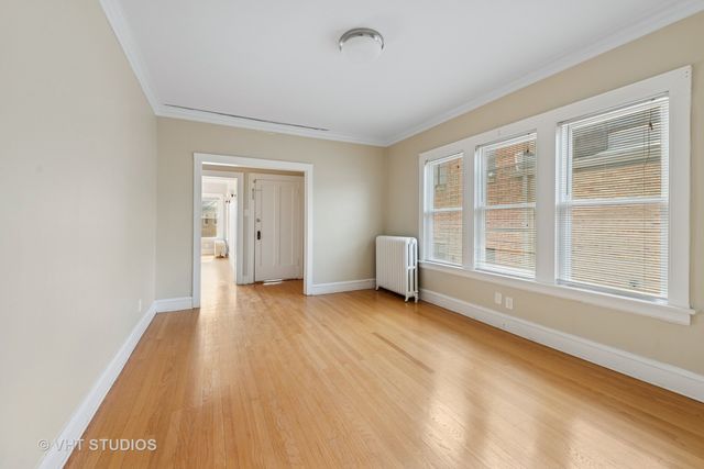 6208 N Artesian Avenue, Chicago, IL 60659