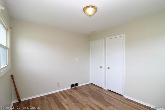 1919 Stieber Street, Westland, MI 48186