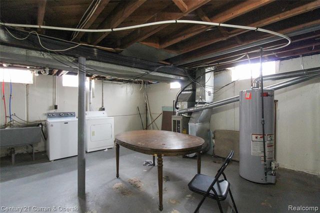 1919 Stieber Street, Westland, MI 48186