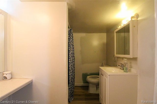 1919 Stieber Street, Westland, MI 48186