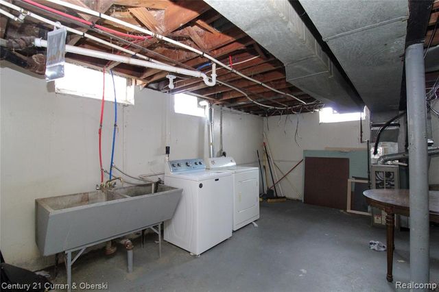 1919 Stieber Street, Westland, MI 48186