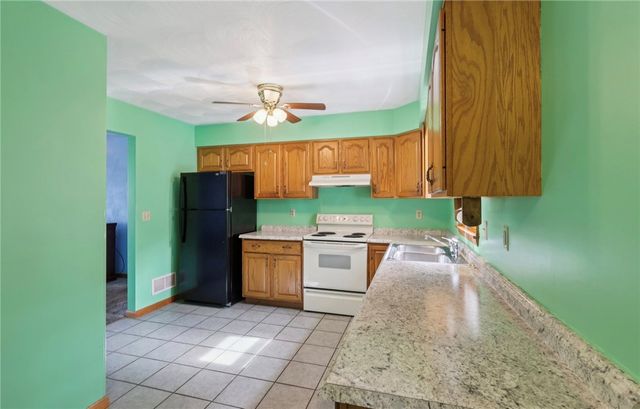 487 E Brady Rd, East Franklin Twp, PA 16201