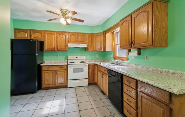 487 E Brady Rd, East Franklin Twp, PA 16201