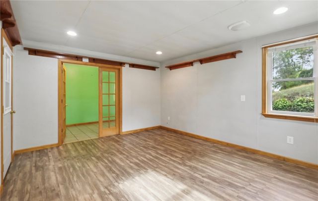 487 E Brady Rd, East Franklin Twp, PA 16201