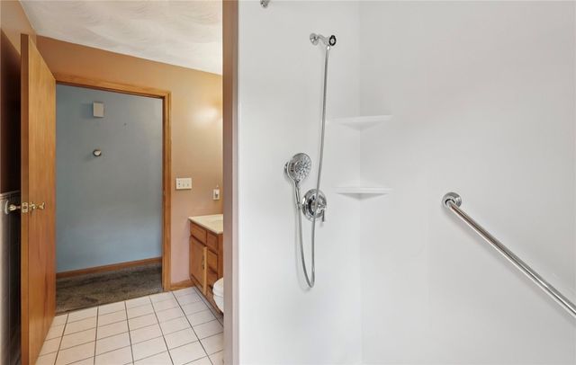 487 E Brady Rd, East Franklin Twp, PA 16201