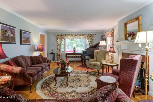 43 East Road, Brunswick, NY 12180