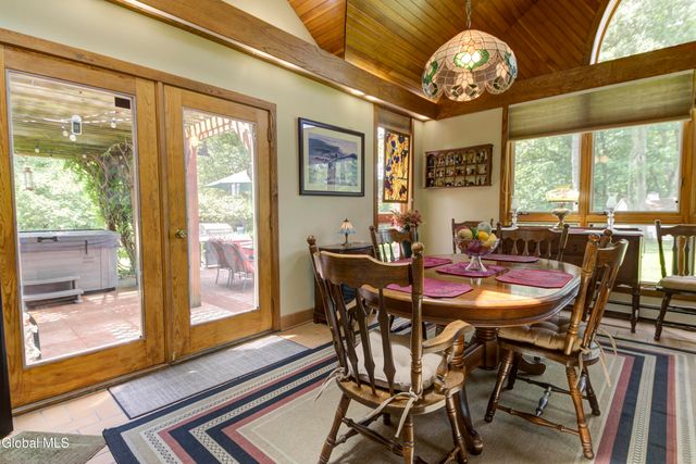 43 East Road, Brunswick, NY 12180