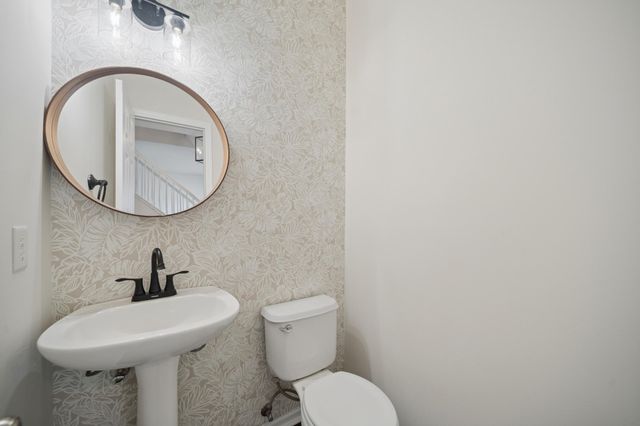 221 Butternut Circle, Carver, MN 55315
