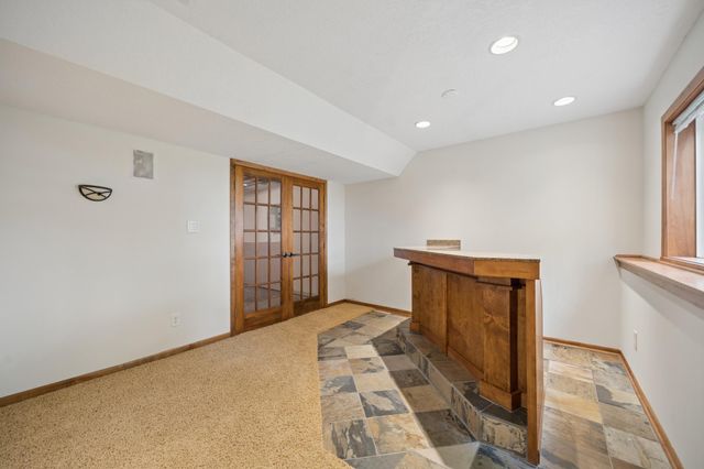 221 Butternut Circle, Carver, MN 55315