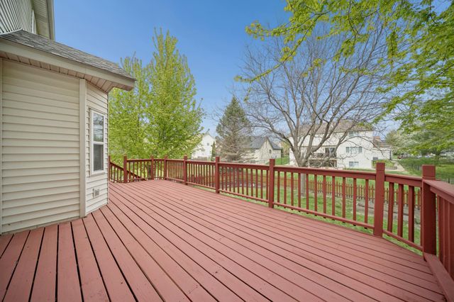 221 Butternut Circle, Carver, MN 55315