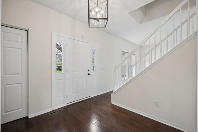 221 Butternut Circle, Carver, MN 55315