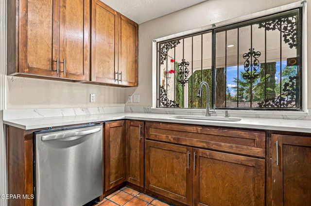 1625 LOU GRAHAM Drive, El Paso, TX 79936