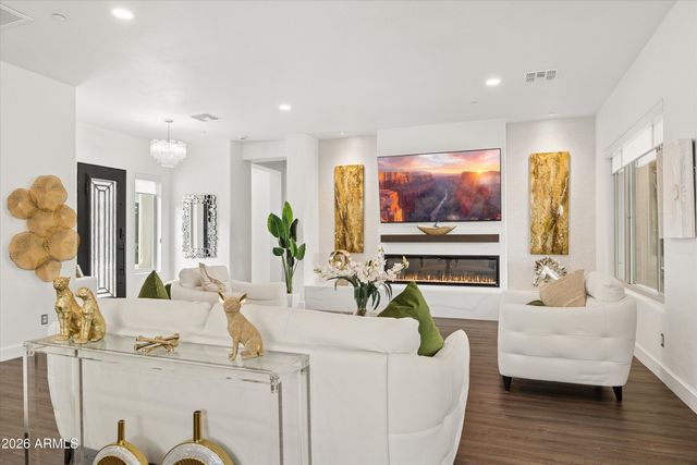 41413 N Laurel Valley Way, Anthem, AZ 85086