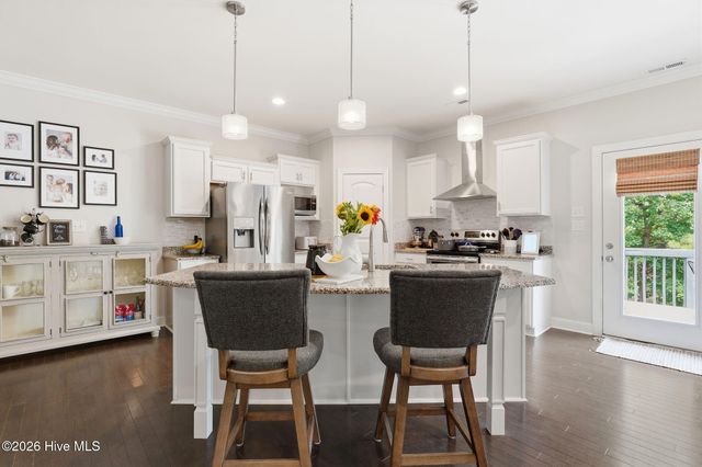 170 Beths Point, West End, NC 27376