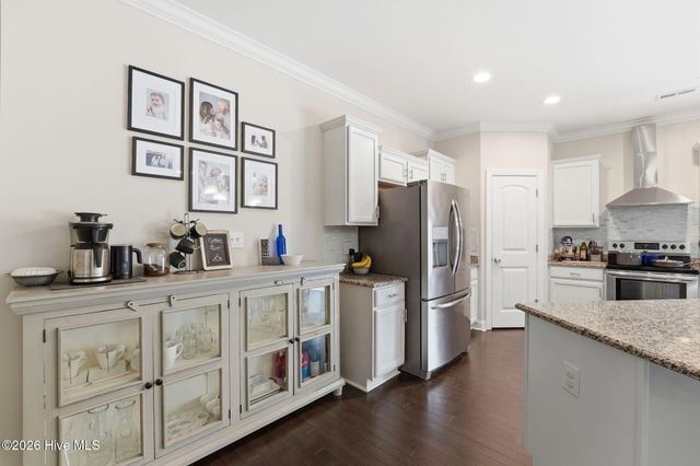 170 Beths Point, West End, NC 27376