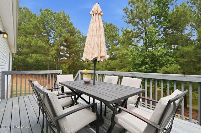 170 Beths Point, West End, NC 27376