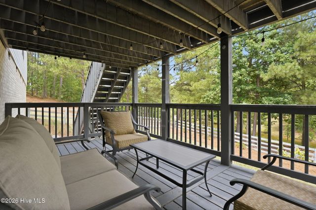 170 Beths Point, West End, NC 27376
