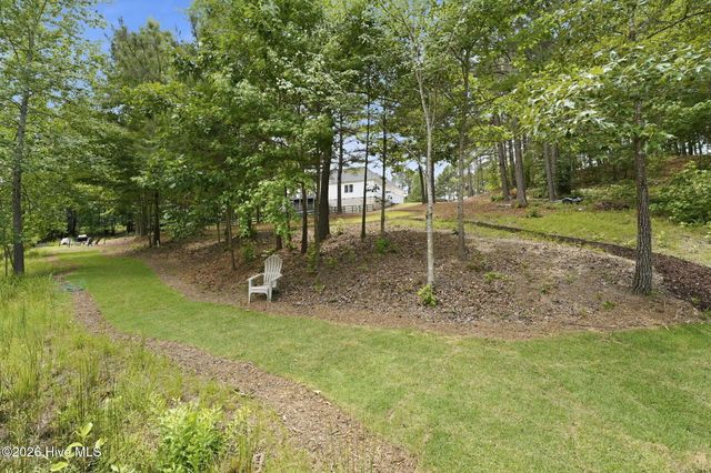170 Beths Point, West End, NC 27376