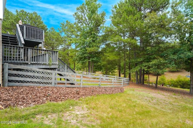 170 Beths Point, West End, NC 27376