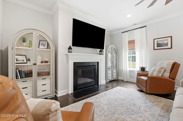 170 Beths Point, West End, NC 27376