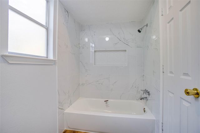 605 Jeff Davis Court, Conroe, TX 77302