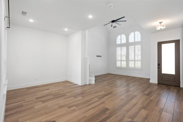 14421 Greymoore Circle, Fort Worth, TX 76008