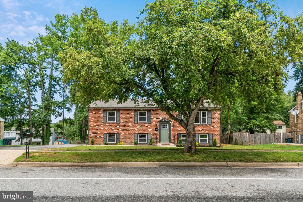 902 E TANTALLON DR, Fort Washington, MD 20744