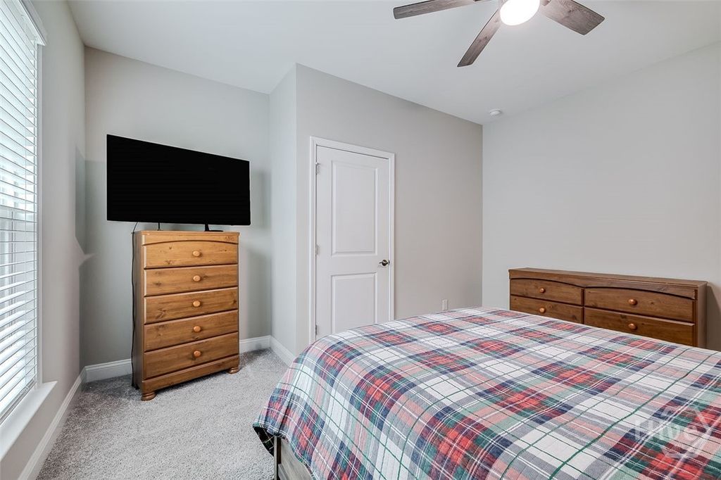 Image 32 of property listing at 84 McRorrie Drive, Richmond Hill, GA 31324