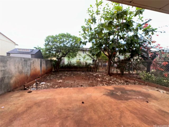 85-124 Ala Walua Street B, Waianae, HI 96792