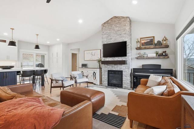 6416 BANDON LN, Rapid City, SD 57702