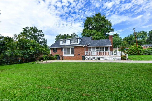 2702 Holly Drive, Greensboro, NC 27408