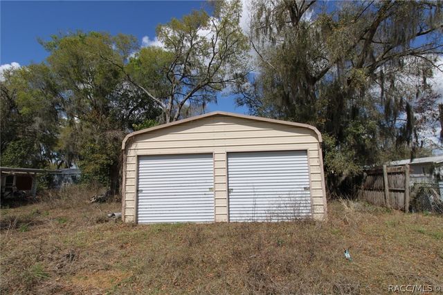 8055 E Garner Lane, Floral City, FL 34436