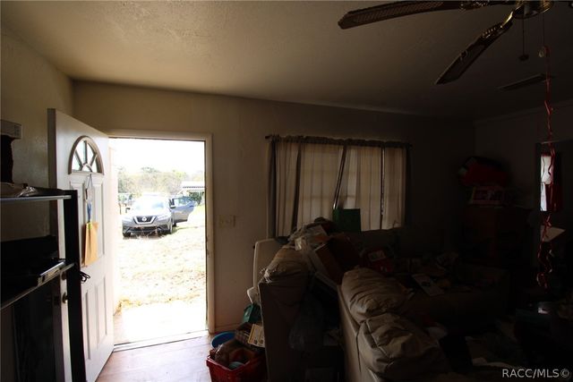 8055 E Garner Lane, Floral City, FL 34436