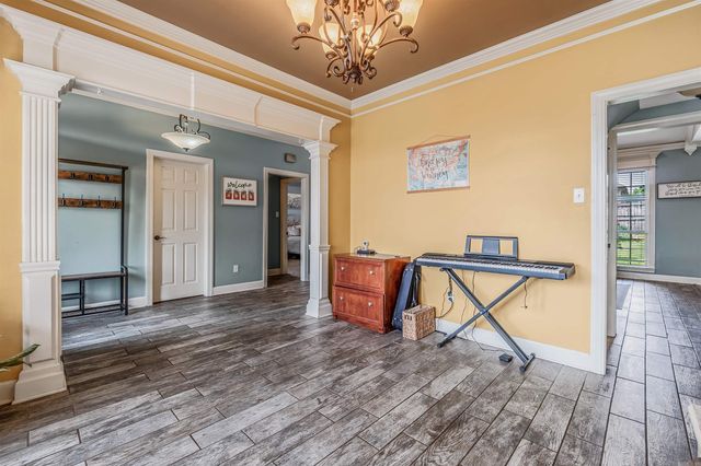 7416 Glenn Hills Dr, Sherwood, AR 72120