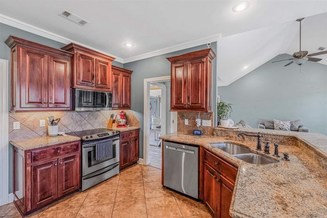 7416 Glenn Hills Dr, Sherwood, AR 72120