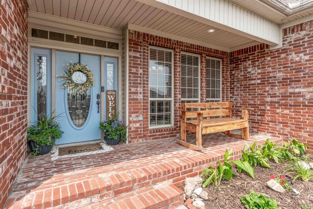 7416 Glenn Hills Dr, Sherwood, AR 72120