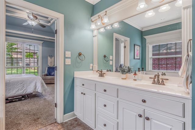 7416 Glenn Hills Dr, Sherwood, AR 72120